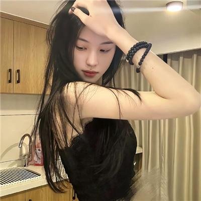 踉跄女孩